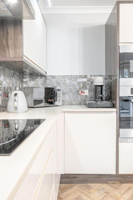 Edgware Road's Court Appartamento *